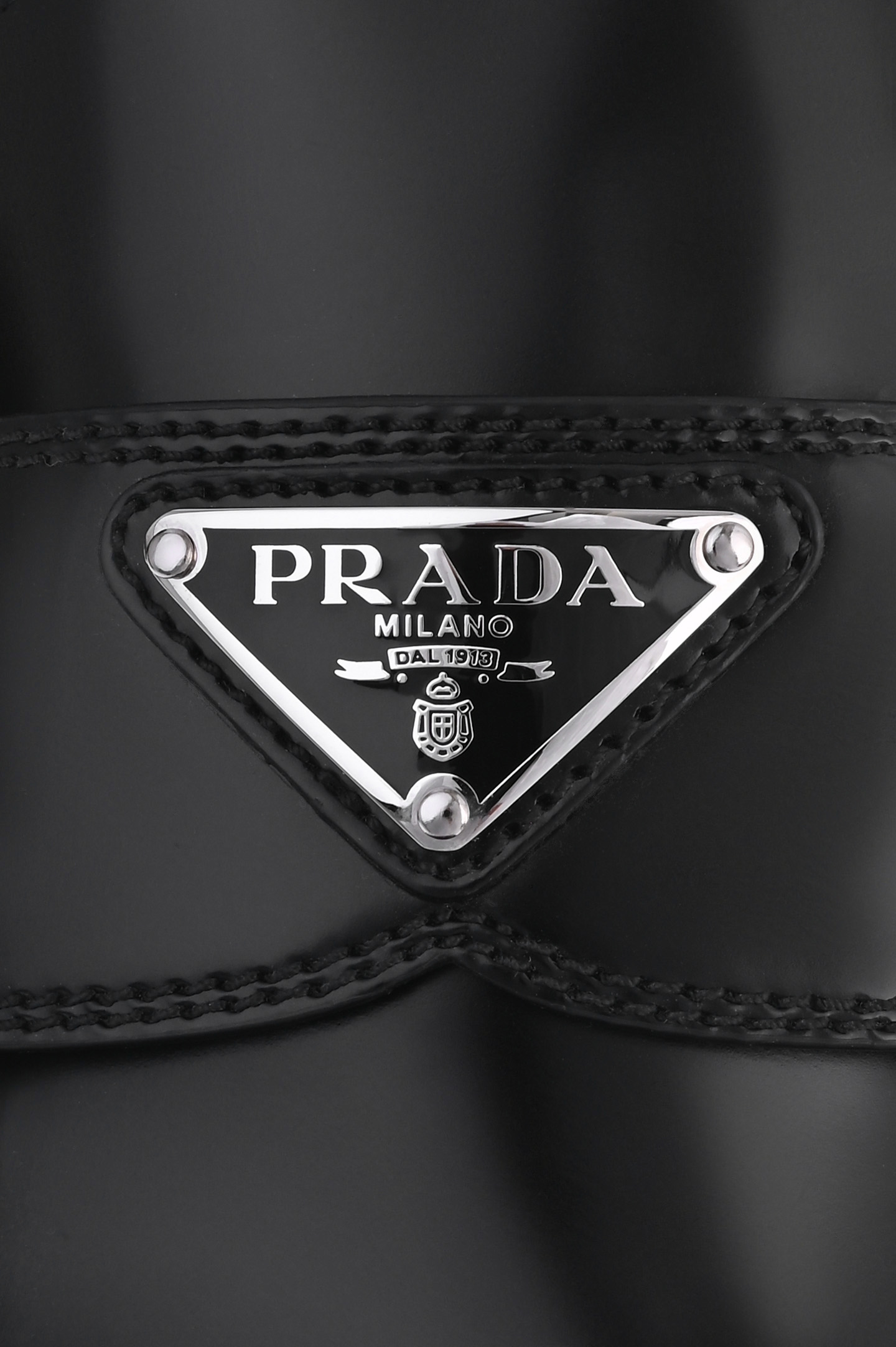 Лоферы PRADA 1D246MULSF, цвет: Черный, Женский
