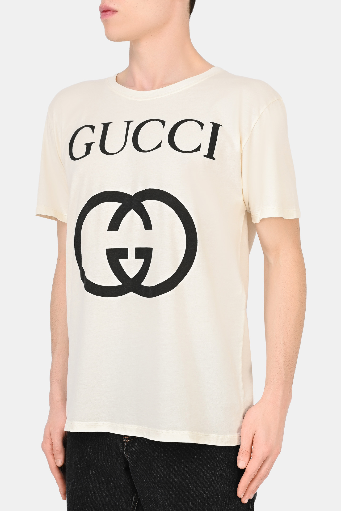 Gucci 493117 store