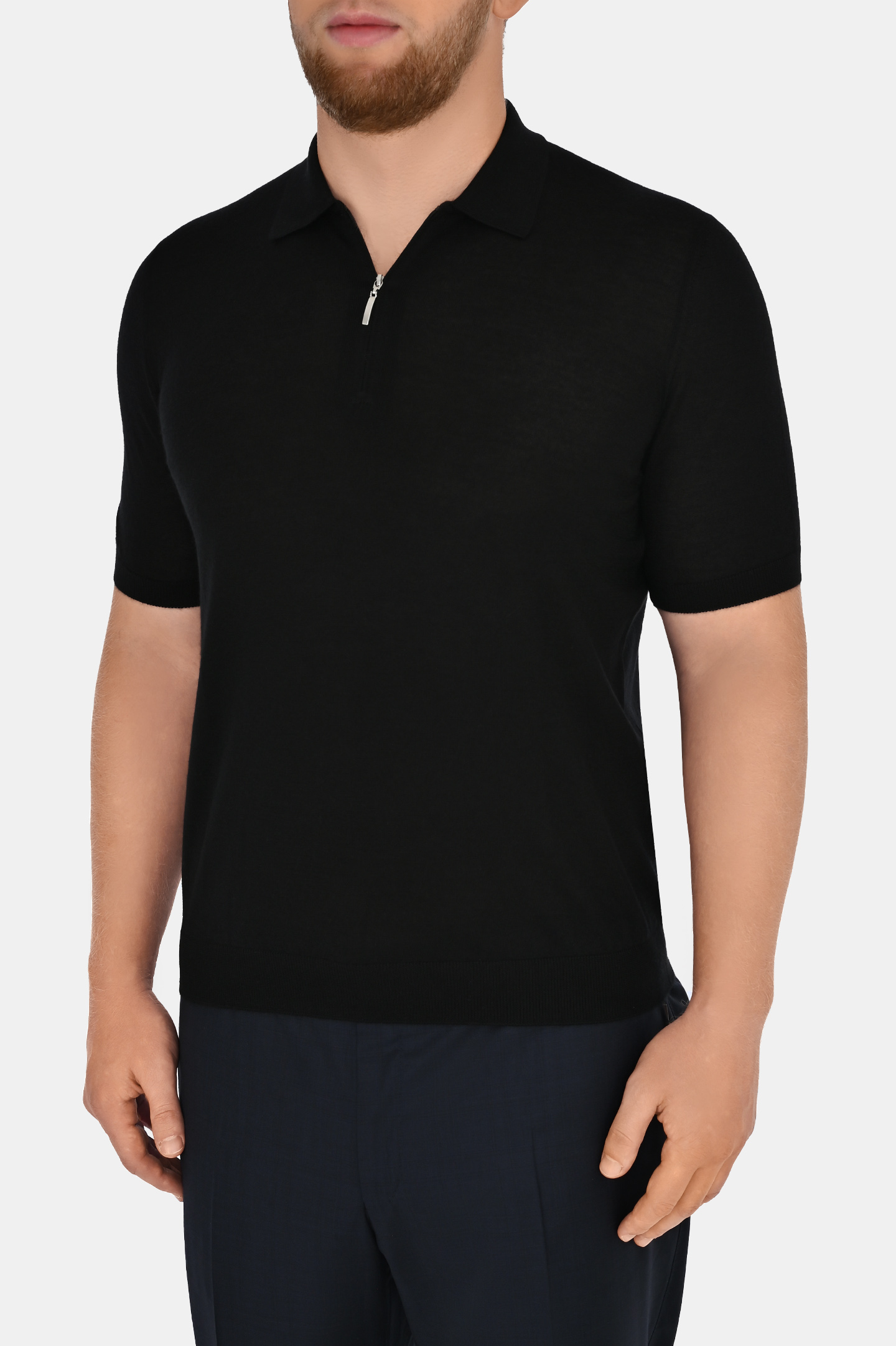 Polo color negro sale